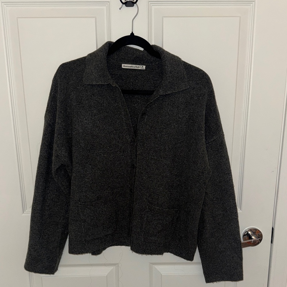 Abercrombie & Fitch Heather Gray Knit Sweater